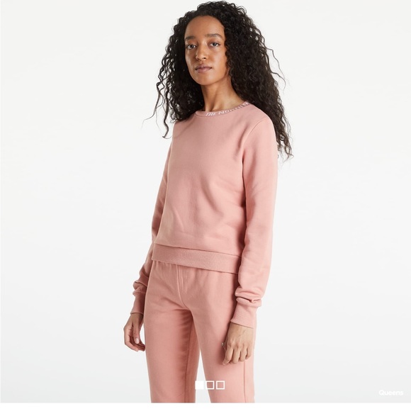 The north face sweatshirt - Picture 1 of 4